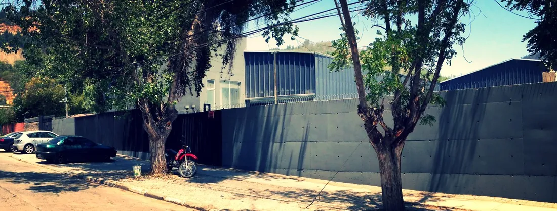 Fachada del taller Fratellitesta en la calle Duque de Kent